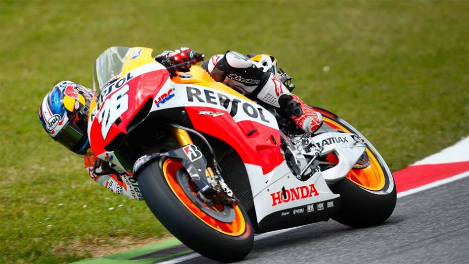 Dani Pedrosa chegou em segundo lugar | <a href="https://beta-develop.quatrorodas.abril.com.br/moto/noticias/motogp-lorenzo-vence-prova-mugello-742903.shtml" rel="migration">Leia mais</a>