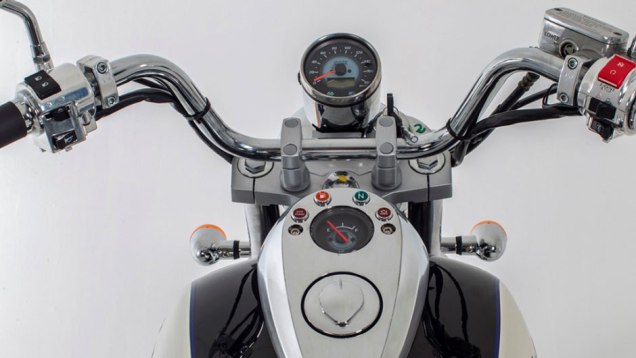 DafraHorizon 250 conta com posição de pilotagem que privilegia a ergonomia | <a href="https://beta-develop.quatrorodas.abril.com.br/moto/noticias/dafra-lanca-custom-horizon-250-brasil-743081.shtml" rel="migration">Leia mais</a> DafraHorizon 250 conta com posição de pilotagem que privilegia a ergonomia | <a href="https://beta-develop.quatrorodas.abril.com.br/moto/noticias/dafra-lanca-custom-horizon-250-brasil-743081.shtml" rel="migration">Leia mais</a>