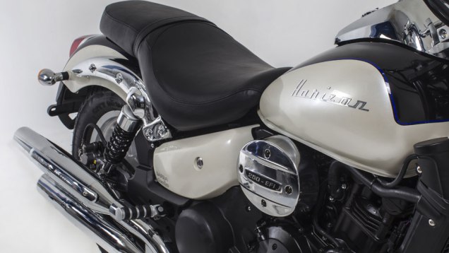 Dafra Horizon 250 est&aacute; dispon&iacute;vel nas cores preta e preta com p&eacute;rola | <a href="https://beta-develop.quatrorodas.abril.com.br/moto/noticias/dafra-lanca-custom-horizon-250-brasil-743081.shtml" rel="migration">Leia mais</a>