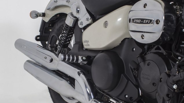 Motor da Dafra Horizon 250 gera uma pot&ecirc;ncia de 23,1 cv a 8.000 rpm e um torque m&aacute;ximo de 2,21 mkgf a 7.000 rpm | <a href="%20https://beta-develop.quatrorodas.abril.com.br/moto/noticias/dafra-lanca-custom-horizon-250-brasil-743081.shtml" rel="migration">Leia mais</a>
