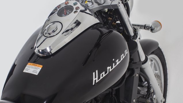 A Horizon 250 &eacute; fruto de uma parceria com a coreana Daelim Motor, assim como a Roadwin 250R | <a href="https://beta-develop.quatrorodas.abril.com.br/moto/noticias/dafra-lanca-custom-horizon-250-brasil-743081.shtml" rel="migration">Leia mais</a>