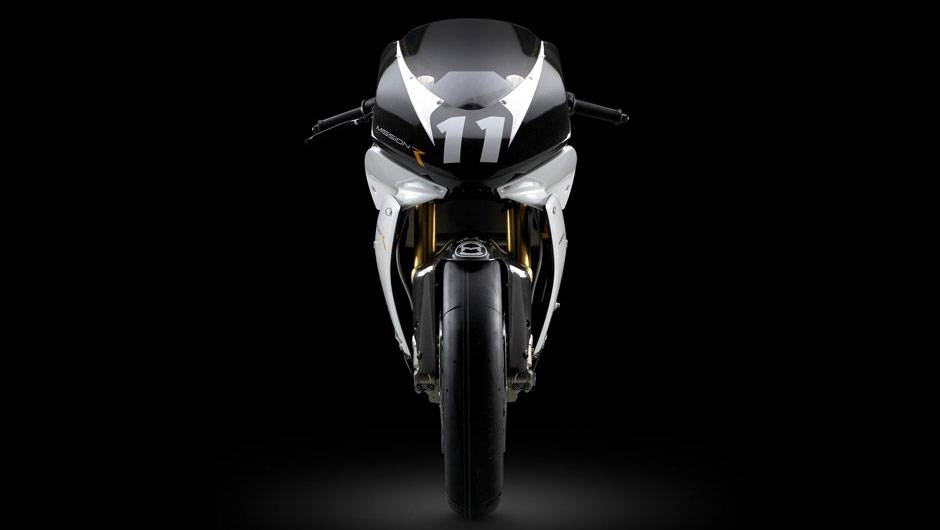 Sua pot&ecirc;ncia &eacute; de 163 cavalos, e o torque m&aacute;ximo de 16,59 mkgf | <a href="https://beta-develop.quatrorodas.abril.com.br/moto/noticias/mission-rs-r-ganham-versoes-limitadas-743335.shtml" rel="migration">Leia mais</a>