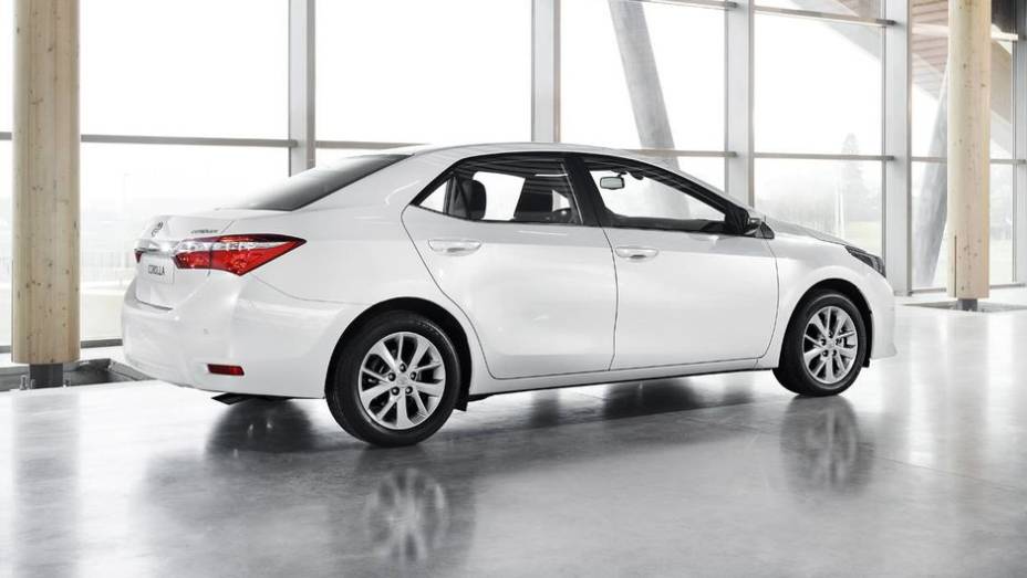 O visual mais recatado tamb&eacute;m marca presen&ccedil;a na traseira, que ostenta lanternas mais discretas (e mais largas)... | <a href="%20https://beta-develop.quatrorodas.abril.com.br/noticias/fabricantes/toyota-revela-novo-corolla-europeu-743504.shtml" rel="migration">Leia mais</a> | <a href="ht" rel="migration"></a>
