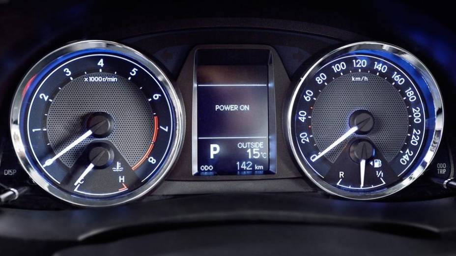 Novo Toyota Corolla - Vers&atilde;o Europeia | <a href="https://beta-develop.quatrorodas.abril.com.br/noticias/fabricantes/toyota-revela-novo-corolla-europeu-743504.shtml" rel="migration">Leia mais</a> | <a href="https://beta-develop.quatrorodas.abril.com.br/galerias/toyota/novo-corolla-743410.shtml" rel="migration">Vej</a>