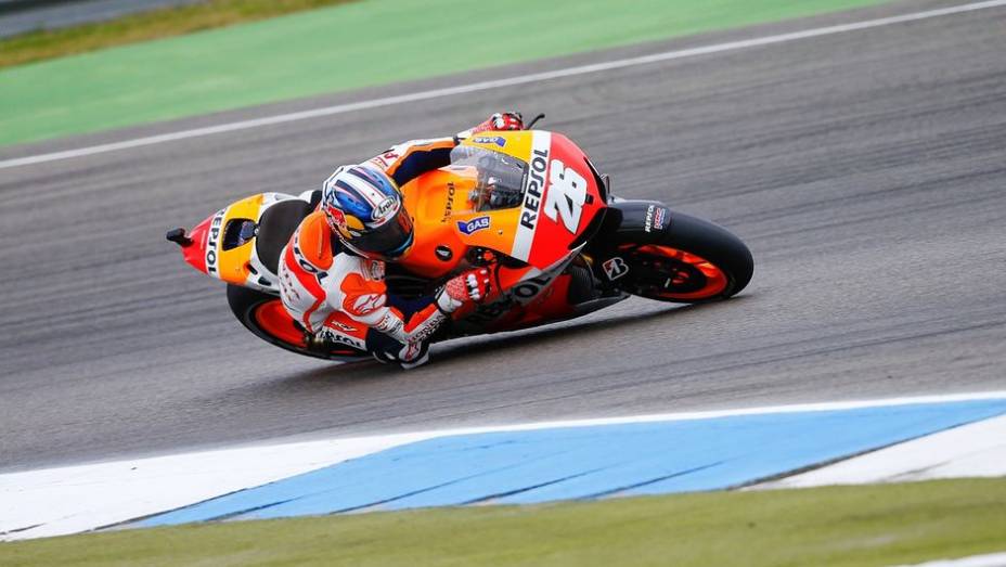 Dani Pedrosa, líder do campeonato, foi o quarto | <a href="https://beta-develop.quatrorodas.abril.com.br/moto/noticias/motogp-rossi-reencontra-vitoria-assen-745441.shtml" rel="migration">Leia mais</a>