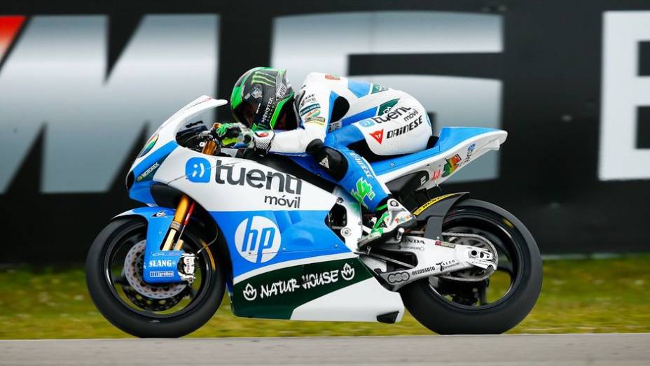 A vitória acabou ficando com o espanhol | <a href="https://beta-develop.quatrorodas.abril.com.br/moto/noticias/motogp-rossi-reencontra-vitoria-assen-745441.shtml" rel="migration">Leia mais</a> A vitória acabou ficando com o espanhol | <a href="https://beta-develop.quatrorodas.abril.com.br/moto/noticias/motogp-rossi-reencontra-vitoria-assen-745441.shtml" rel="migration">Leia mais</a>