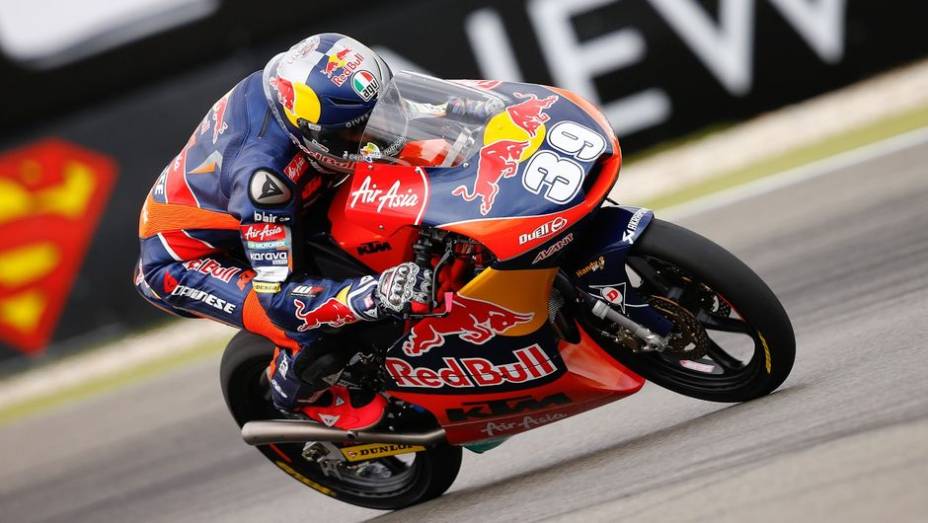 Quem triunfou foi o espanhol Luís Salom | <a href="https://beta-develop.quatrorodas.abril.com.br/moto/noticias/motogp-rossi-reencontra-vitoria-assen-745441.shtml" rel="migration">Leia mais</a> Quem triunfou foi o espanhol Luís Salom | <a href="https://beta-develop.quatrorodas.abril.com.br/moto/noticias/motogp-rossi-reencontra-vitoria-assen-745441.shtml" rel="migration">Leia mais</a>