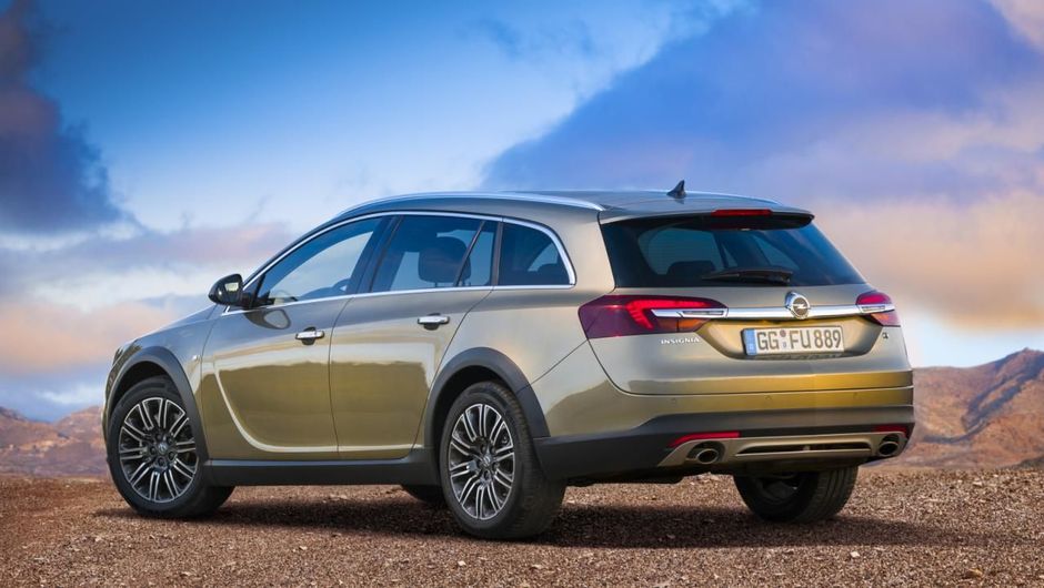 Est&atilde;o dispon&iacute;veis motores 2.0 turbo a gasolina, que oferece 205 cavalos de pot&ecirc;ncia e 40,8 kgfm de torque, 2.0 turbo a diesel, de 163 cv e 35,7 kgfm, e 2.0 biturbo a diesel, de 195 cv e 40,8 kgfm | <a href="https://beta-develop.quatrorodas.abril.com.br/saloes/frankfurt" rel="migration"></a>