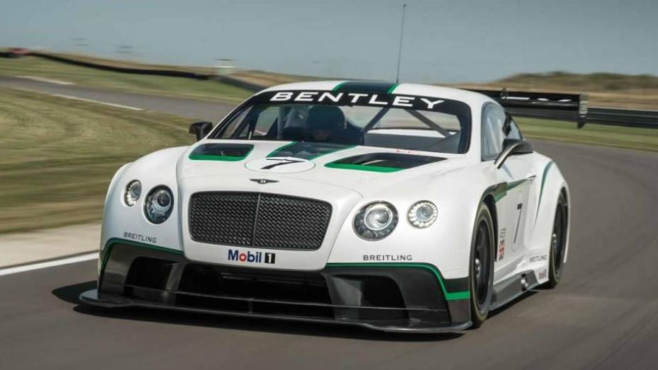 A Bentley revelou o Continental GT3, em evento realizado durante o Festival de Goodwood | <a href="https://beta-develop.quatrorodas.abril.com.br/noticias/fabricantes/bentley-apresenta-continental-gt3-goodwood-746678.shtml" rel="migration">Leia mais</a>