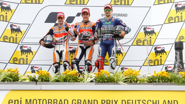 Marc M&aacute;rquez (Repsol Honda Team) venceu GP da Alemanha e assumiu a lideran&ccedil;a do Mundial | <a href="https://beta-develop.quatrorodas.abril.com.br/moto/noticias/motogp-marquez-vence-alemanha-lider-746865.shtml" rel="migration">Leia mais</a>