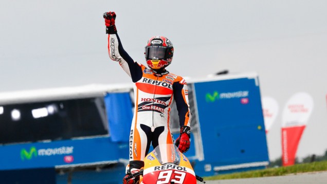 Valentino Rossi (Yamaha Factory Racing) ficou com o terceiro lugar na Alemanha | <a href="https://beta-develop.quatrorodas.abril.com.br/moto/noticias/motogp-marquez-vence-alemanha-lider-746865.shtml" rel="migration">Leia mais</a>