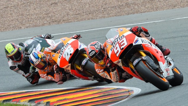 Bradley Smith (Monster Yamaha Tech 3) foi o sexto neste domingo | <a href="https://beta-develop.quatrorodas.abril.com.br/moto/noticias/motogp-marquez-vence-alemanha-lider-746865.shtml" rel="migration">Leia mais</a>
