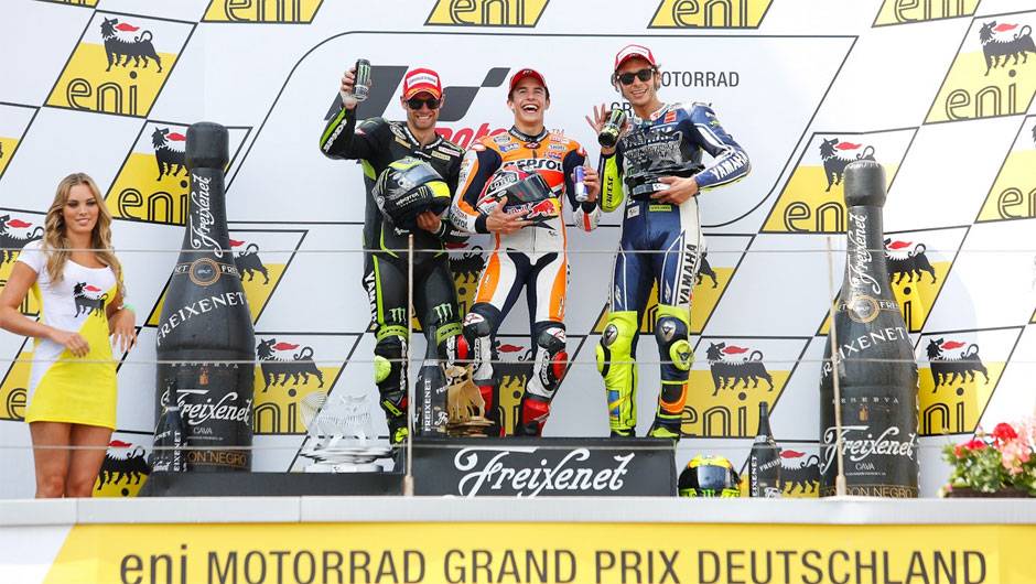 P&oacute;dio do Grande Pr&ecirc;mio da Alemanha | <a href="https://beta-develop.quatrorodas.abril.com.br/moto/noticias/motogp-marquez-vence-alemanha-lider-746865.shtml" rel="migration">Leia mais</a>