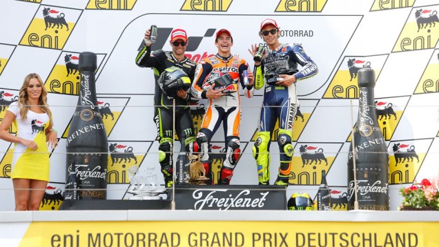 P&oacute;dio do Grande Pr&ecirc;mio da Alemanha | <a href="https://beta-develop.quatrorodas.abril.com.br/moto/noticias/motogp-marquez-vence-alemanha-lider-746865.shtml" rel="migration">Leia mais</a>