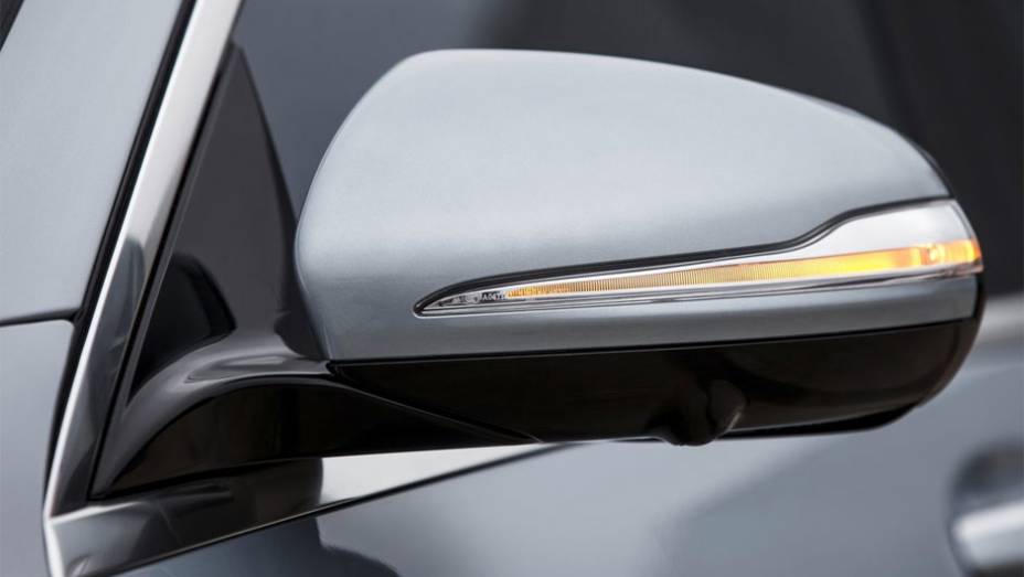 A velocidade m&aacute;xima &eacute; limitada eletronicamente: 250 km/h | <a href="https://beta-develop.quatrorodas.abril.com.br/saloes/frankfurt/2013/mercedes-benz-s63-amg-751703.shtml" rel="migration">Leia mais</a>