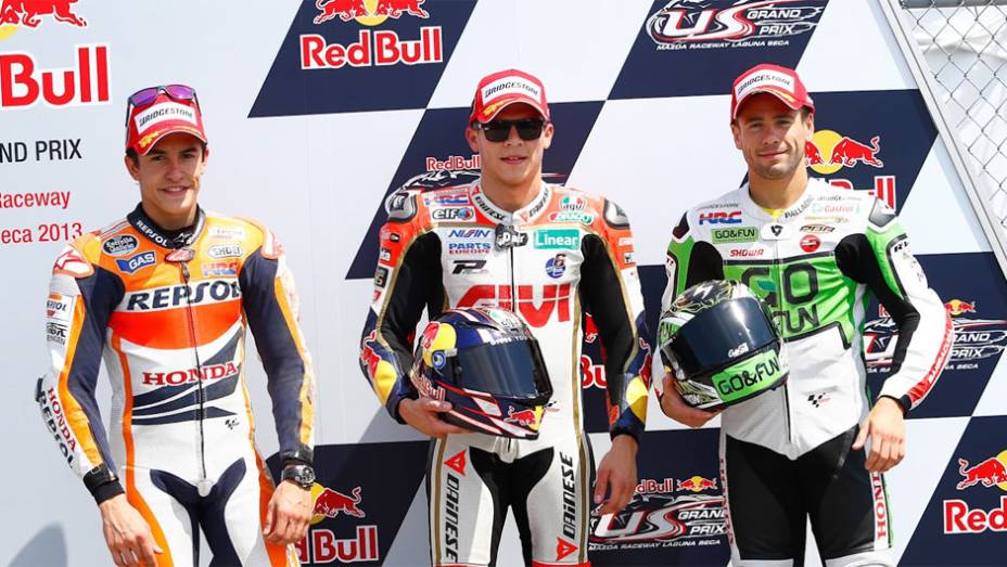 Os três primeiros do grid no GP dos EUA | <a href="https://beta-develop.quatrorodas.abril.com.br/moto/noticias/motogp-bradl-surpreende-pole-eua-747594.shtml" rel="migration">Leia mais</a> Os três primeiros do grid no GP dos EUA | <a href="https://beta-develop.quatrorodas.abril.com.br/moto/noticias/motogp-bradl-surpreende-pole-eua-747594.shtml" rel="migration">Leia mais</a>