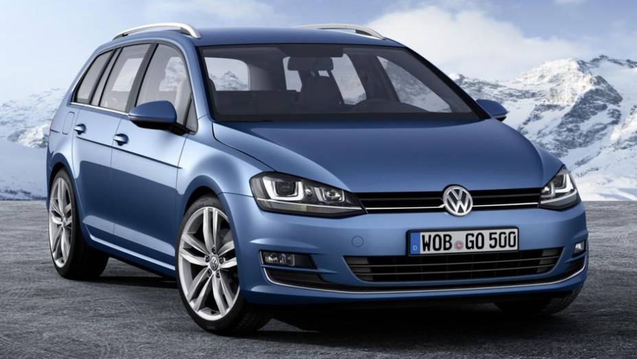 Trata-se de uma nova versão da perua, equipada com sistema de tração integral | <a href="https://beta-develop.quatrorodas.abril.com.br/noticias/fabricantes/vw-anuncia-golf-variant-4motion-748128.shtml" rel="migration">Leia mais</a>