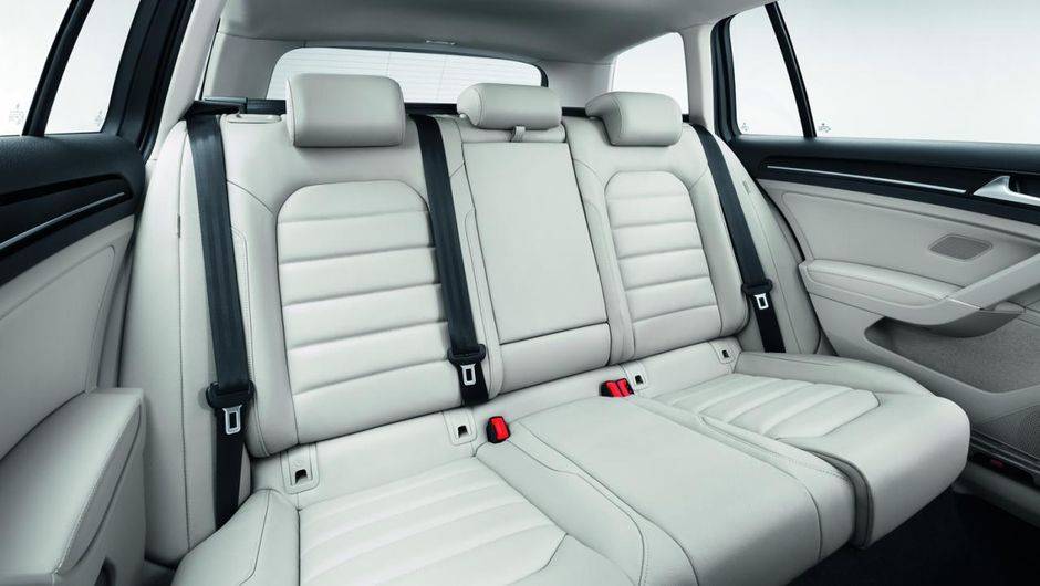 Nos dois casos, a transmissão é manual, de seis marchas | <a href="https://beta-develop.quatrorodas.abril.com.br/noticias/fabricantes/vw-anuncia-golf-variant-4motion-748128.shtml" rel="migration">Leia mais</a> Nos dois casos, a transmissão é manual, de seis marchas | <a href="https://beta-develop.quatrorodas.abril.com.br/noticias/fabricantes/vw-anuncia-golf-variant-4motion-748128.shtml" rel="migration">Leia mais</a>