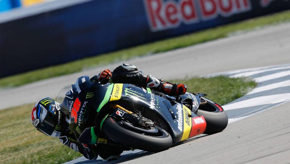 Bradley Smith foi o s&eacute;timo | <a href="https://beta-develop.quatrorodas.abril.com.br/moto/noticias/motogp-marquez-pole-indianapolis-750328.shtml" rel="migration">Leia mais</a>