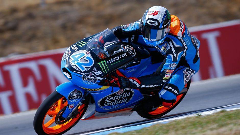 E, na Moto3, a posição de honra ficou com Alex Rins (Estrella Galicia 0,0) | <a href="https://beta-develop.quatrorodas.abril.com.br/moto/noticias/motogp-crutchlow-pole-brno-751184.shtml" rel="migration">Leia mais</a> E, na Moto3, a posição de honra ficou com Alex Rins (Estrella Galicia 0,0) | <a href="https://beta-develop.quatrorodas.abril.com.br/moto/noticias/motogp-crutchlow-pole-brno-751184.shtml" rel="migration">Leia mais</a>