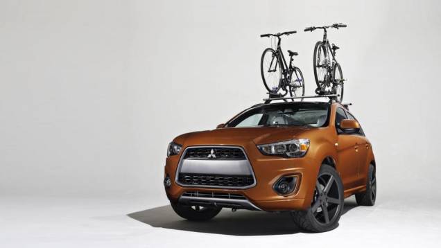 A Mitsubishi, em parceria com o H360 Group, apresentou as séries especiais Summer Edition e Winter Edition para os SUVs Outlander e Outlander Sport | <a href="https://beta-develop.quatrorodas.abril.com.br/noticias/fabricantes/mitsubishi-mostra-outlander-summer-winter-e" rel="migration"></a> A Mitsubishi, em parceria com o H360 Group, apresentou as séries especiais Summer Edition e Winter Edition para os SUVs Outlander e Outlander Sport | <a href="https://beta-develop.quatrorodas.abril.com.br/noticias/fabricantes/mitsubishi-mostra-outlander-summer-winter-e" rel="migration"></a>