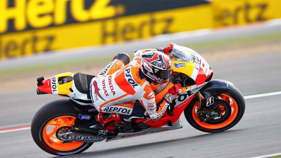 Marc Márquez terminou em segundo lugar | <a href="https://beta-develop.quatrorodas.abril.com.br/moto/noticias/motogp-lorenzo-bate-marquez-silverstone-752002.shtml" rel="migration">Leia mais</a>