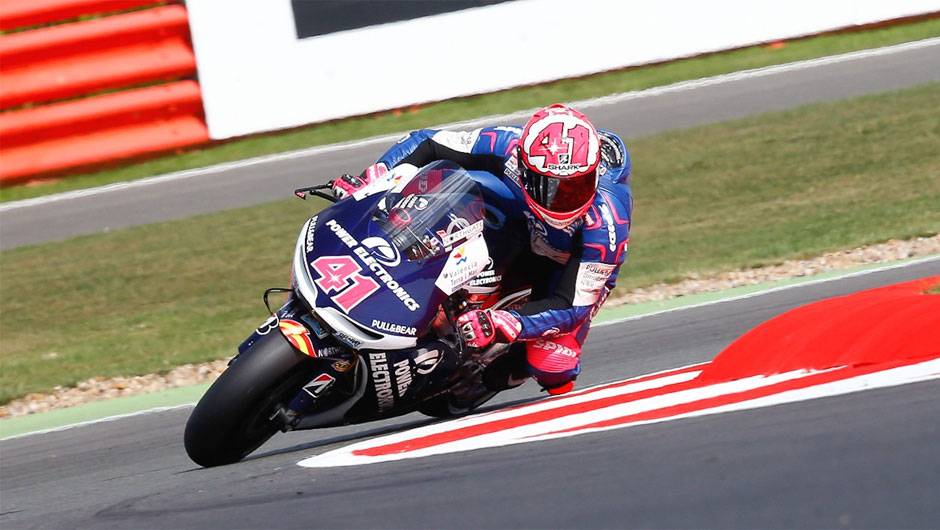 ALeix Espargaro ficou com o d&eacute;cimo lugar | <a href="https://beta-develop.quatrorodas.abril.com.br/moto/noticias/motogp-lorenzo-bate-marquez-silverstone-752002.shtml" rel="migration">Leia mais</a>