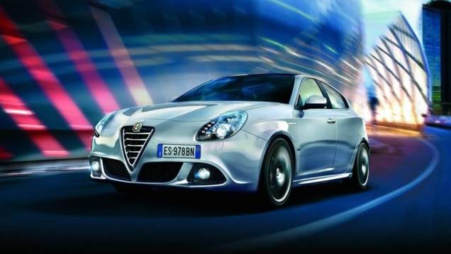 Quanto às novidades visuais externas, o Giulietta traz nova grade frontal, luzes de neblina com moldura cromada, mais opções de rodas de liga-leve de 16, 17 e 18 polegadas... | <a href="https://beta-develop.quatrorodas.abril.com.br/saloes/frankfurt/2013/alfa-romeo-giul" rel="migration"></a> Quanto às novidades visuais externas, o Giulietta traz nova grade frontal, luzes de neblina com moldura cromada, mais opções de rodas de liga-leve de 16, 17 e 18 polegadas... | <a href="https://beta-develop.quatrorodas.abril.com.br/saloes/frankfurt/2013/alfa-romeo-giul" rel="migration"></a>