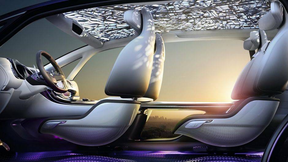 A ideia &eacute; que a prov&aacute;vel vers&atilde;o de produ&ccedil;&atilde;o do crossover substitua a defasada minivan Espace | <a href="https://beta-develop.quatrorodas.abril.com.br/saloes/frankfurt/2013/renault-initiale-paris-concept-752990.shtml" rel="migration">Leia mais</a>