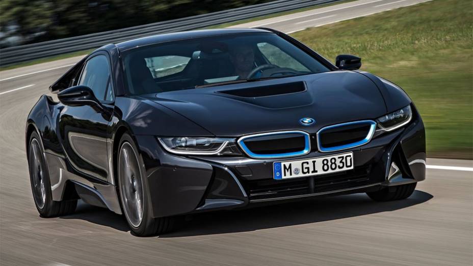 BMW revela o i8 em Frankfurt | <a href="https://beta-develop.quatrorodas.abril.com.br/saloes/frankfurt/2013/bmw-i8-752136.shtml" rel="migration">Leia mais</a>