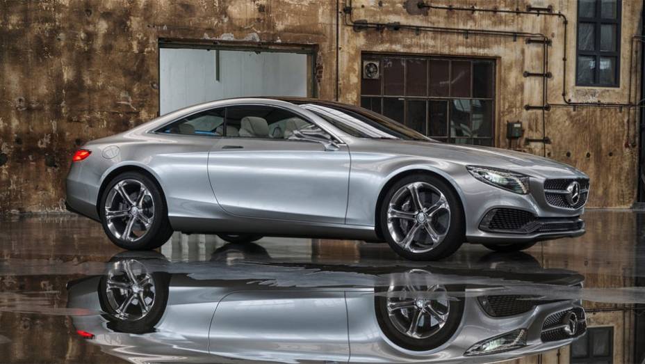 Rodas de 21 polegadas redesenhadas dão o toque final ao visual externo do Classe S Coupé | <a href="https://beta-develop.quatrorodas.abril.com.br/saloes/frankfurt/2013/mercedes-benz-classe-s-coupe-753066.shtml" rel="migration">Leia mais</a> Rodas de 21 polegadas redesenhadas dão o toque final ao visual externo do Classe S Coupé | <a href="https://beta-develop.quatrorodas.abril.com.br/saloes/frankfurt/2013/mercedes-benz-classe-s-coupe-753066.shtml" rel="migration">Leia mais</a>