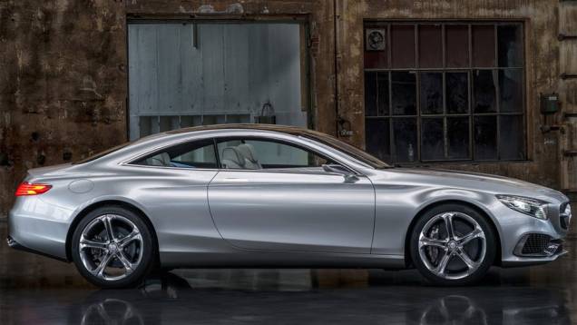 A motorização do Classe S Coupé inclui o V8 do S63 AMG de 455 cv | <a href="https://beta-develop.quatrorodas.abril.com.br/saloes/frankfurt/2013/mercedes-benz-classe-s-coupe-753066.shtml" rel="migration">Leia mais</a> A motorização do Classe S Coupé inclui o V8 do S63 AMG de 455 cv | <a href="https://beta-develop.quatrorodas.abril.com.br/saloes/frankfurt/2013/mercedes-benz-classe-s-coupe-753066.shtml" rel="migration">Leia mais</a>