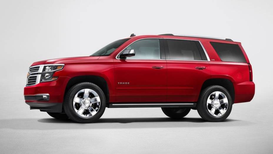 Pela Chevrolet, um dos modelos apresentados é o Tahoe | <a href="https://beta-develop.quatrorodas.abril.com.br/noticias/saloes/los-angeles-2013/eua-gm-lanca-linha-2015-suvs-753784.shtml" rel="migration">Leia mais</a> | <a href="https://beta-develop.quatrorodas.abril.com.br/galerias/saloes/los-angel" rel="migration"></a>