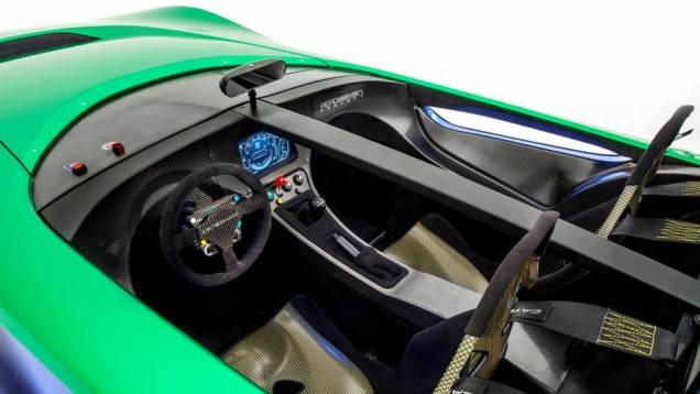 Com ele, o AeroSeven concept pode acelerar de 0 a 100 km/h em menos de quatro segundos | <a href="https://beta-develop.quatrorodas.abril.com.br/noticias/fabricantes/caterham-apresenta-aeroseven-concept-754703.shtml" rel="migration">Leia mais</a> Com ele, o AeroSeven concept pode acelerar de 0 a 100 km/h em menos de quatro segundos | <a href="https://beta-develop.quatrorodas.abril.com.br/noticias/fabricantes/caterham-apresenta-aeroseven-concept-754703.shtml" rel="migration">Leia mais</a>