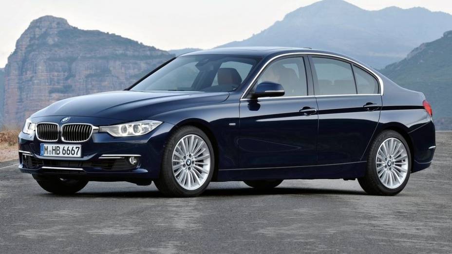 2. BMW Série 3 - 471 | <a href="https://beta-develop.quatrorodas.abril.com.br/noticias/mercado/eua-marcas-luxo-mercedes-classe-c-mais-roubado-755257.shtml" rel="migration">Leia mais</a>