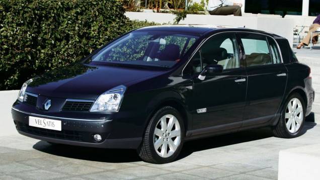 3º - Renault Vel Satis - US$ 25.459 por unidade | <a href="https://beta-develop.quatrorodas.abril.com.br/noticias/mercado/estudo-vw-tem-prejuizo-us-6-27-milhoes-cada-bugatti-veyron-755638.shtml" rel="migration">Leia mais</a> 3º - Renault Vel Satis - US$ 25.459 por unidade | <a href="https://beta-develop.quatrorodas.abril.com.br/noticias/mercado/estudo-vw-tem-prejuizo-us-6-27-milhoes-cada-bugatti-veyron-755638.shtml" rel="migration">Leia mais</a>