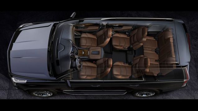 A quarta geração do Escalade está disponível em duas versões - uma menor e outra com mais espaço na terceira fileira de passageiros | <a href="https://beta-develop.quatrorodas.abril.com.br/noticias/fabricantes/cadillac-apresenta-nova-geracao-escalade-756397.shtml" rel="migration">Leia</a> A quarta geração do Escalade está disponível em duas versões - uma menor e outra com mais espaço na terceira fileira de passageiros | <a href="https://beta-develop.quatrorodas.abril.com.br/noticias/fabricantes/cadillac-apresenta-nova-geracao-escalade-756397.shtml" rel="migration">Leia</a>