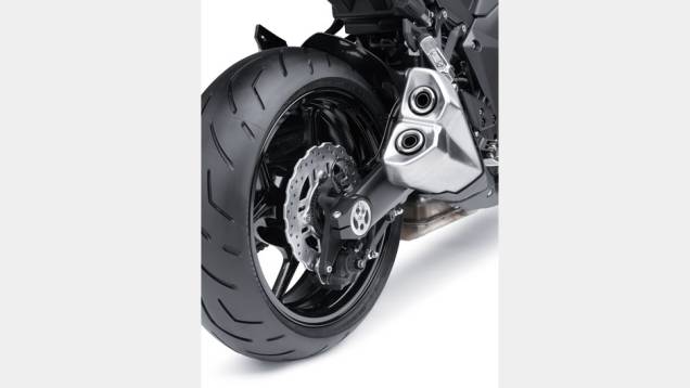 Detalhe do escape | <a href="https://beta-develop.quatrorodas.abril.com.br/moto/noticias/kawasaki-lanca-ninja-1000-tourer-abs-salao-duas-rodas-756465.shtml" rel="migration">Leia mais</a> Detalhe do escape | <a href="https://beta-develop.quatrorodas.abril.com.br/moto/noticias/kawasaki-lanca-ninja-1000-tourer-abs-salao-duas-rodas-756465.shtml" rel="migration">Leia mais</a>