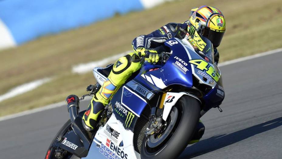 Valentino Rossi concluiu em sexto | <a href="https://beta-develop.quatrorodas.abril.com.br/moto/noticias/motogp-definicao-titulo-fica-ultima-prova-758422.shtml" rel="migration">Leia mais</a>