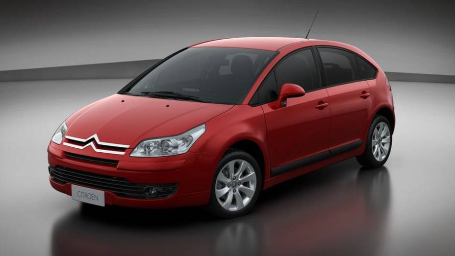 Citro&euml;n C4| <a href="https://beta-develop.quatrorodas.abril.com.br/reportagens/servicos/carros-dao-mais-trabalho-mecanicos-758572.shtml" rel="migration">Saiba o porqu&ecirc;</a> | <a href="https://beta-develop.quatrorodas.abril.com.br/reportagens/servicos//montadoras-se-defendem-criticas-mecanicos-758723" rel="migration"></a>
