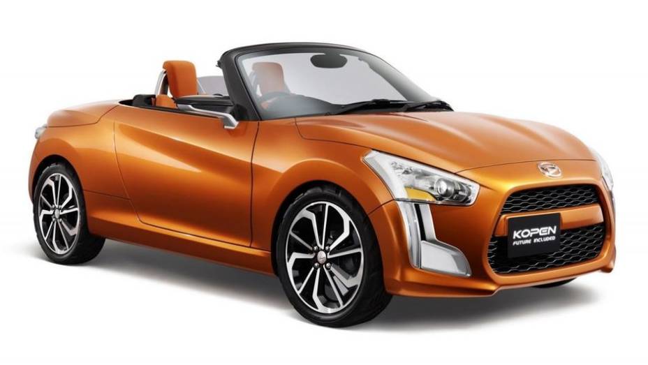 O modelo ser&aacute; apresentado oficialmente ao p&uacute;blico durante o Sal&atilde;o de T&oacute;quio, em novembro | <a href="https://beta-develop.quatrorodas.abril.com.br/noticias/saloes/toquio-2013/daihatsu-revela-kopen-concept-758793.shtml" rel="migration">Leia mais</a>