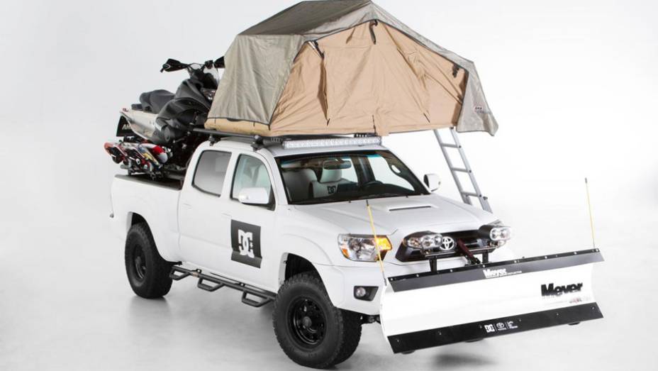 Toyota Tacoma DC Shoes | <a href="https://beta-develop.quatrorodas.abril.com.br/noticias/fabricantes/toyota-levara-conceitos-rali-aventura-ao-sema-show-758949.shtml" rel="migration">Leia mais</a>