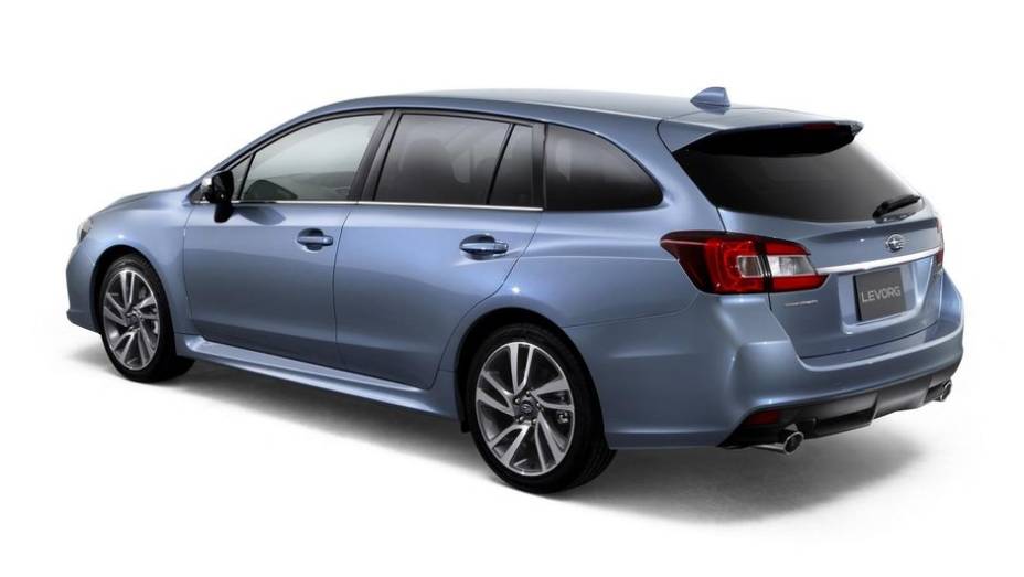 Definido pela marca como uma "sports tourer", a perua já tem design muito próximo a uma versão de produção | <a href="https://beta-develop.quatrorodas.abril.com.br/noticias/saloes/toquio-2013/subaru-apresenta-prototipo-levorg-760736.shtml" rel="migration">Leia mais</a>