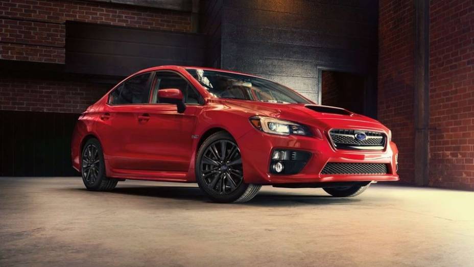 Até aqui, já se sabe que o WRX será equipado com motor 2.0 de quatro cilindros | <a href="https://beta-develop.quatrorodas.abril.com.br/noticias/saloes/los-angeles-2013/subaru-mostra-primeiras-imagens-oficiais-wrx-760765.shtml" rel="migration">Leia mais</a>