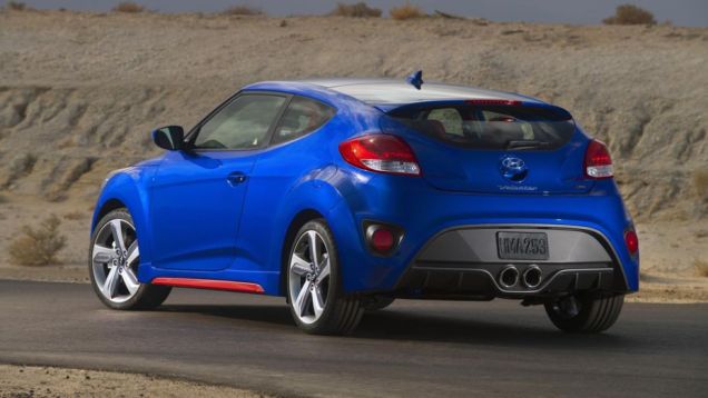Não há modificações na motorização, de modo que o bloco que equipa a versão é o 1.6 turbo de injeção direta | <a href="https://beta-develop.quatrorodas.abril.com.br/noticias/saloes/los-angeles-2013/hyundai-mostra-veloster-r-spec-760833.shtml" rel="migration">Leia mais</a> Não há modificações na motorização, de modo que o bloco que equipa a versão é o 1.6 turbo de injeção direta | <a href="https://beta-develop.quatrorodas.abril.com.br/noticias/saloes/los-angeles-2013/hyundai-mostra-veloster-r-spec-760833.shtml" rel="migration">Leia mais</a>