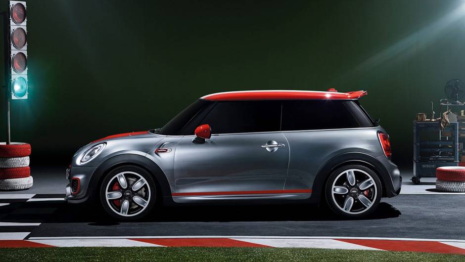 As rodas de liga-leve s&atilde;o de 18 polegadas | <a href="https://beta-develop.quatrorodas.abril.com.br/noticias/saloes/detroit-2014/mini-mostra-novo-jcw-concept-763480.shtml" rel="migration">Leia mais</a>