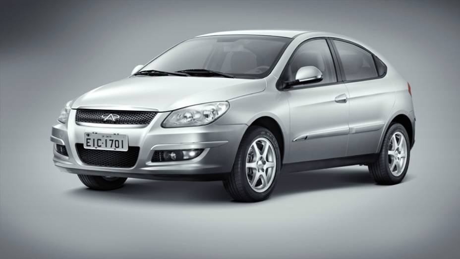 Em primeiro lugar est&aacute; o chin&ecirc;s Chery Cielo Hatch - 26,5% | <a href="https://beta-develop.quatrorodas.abril.com.br/reportagens/servicos/tempo-dinheiro-765441.shtml" rel="migration">Leia mais</a>