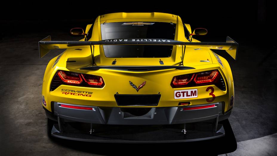 O C7.R 2014 est&aacute; apto para participar de uma variedade de competi&ccedil;&otilde;es de automobilismo | <a href="https://beta-develop.quatrorodas.abril.com.br/noticias/saloes/detroit-2014/chevrolet-leva-corvette-c7-r-2014-detroit-769735.shtml" rel="migration">Leia mais</a>