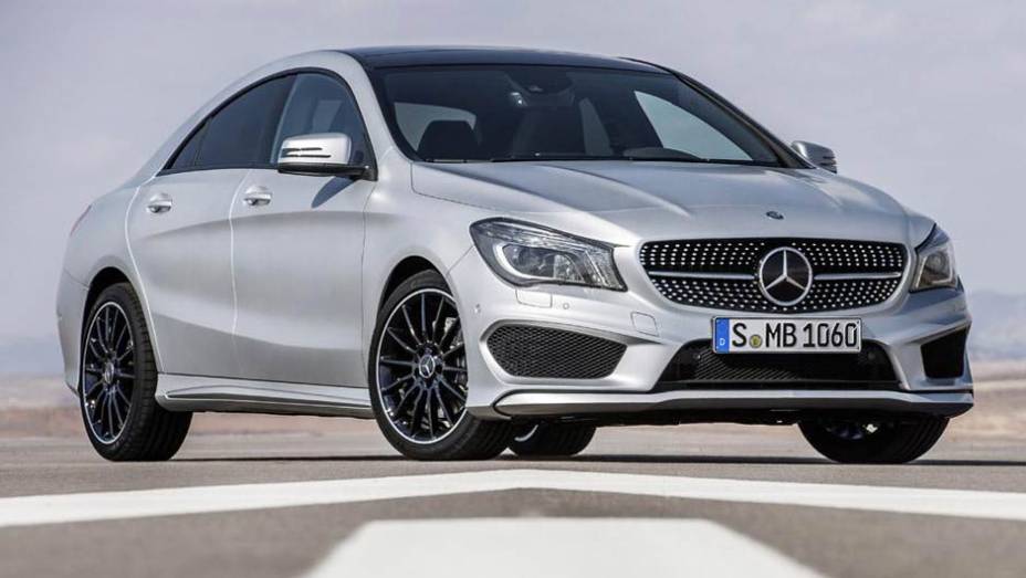 Se isso realmente acontecer, o CLA pode ser vendido por menos de R$ 100 mil | <a href="https://beta-develop.quatrorodas.abril.com.br/saloes/detroit/2013/mercedes-benz-cla-730475.shtml" rel="migration">Leia mais</a>