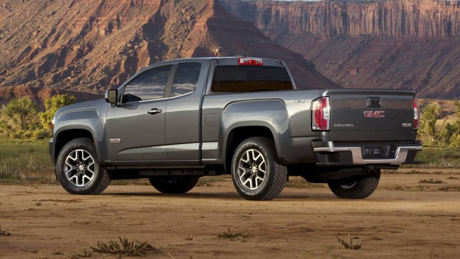 O modelo, que chegará ao mercado norte-americano no fim de 2014, recebeu a influência de outras picapes da General Motors, como a GMC Sierra e a Chevrolet Colorado <a href="https://beta-develop.quatrorodas.abril.com.br/noticias/saloes/detroit-2014/gmc-mostra-nova-canyo" rel="migration"></a>